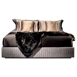 VOYAGE Double Bed