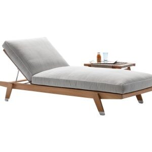 Hora Sexta lounge chair